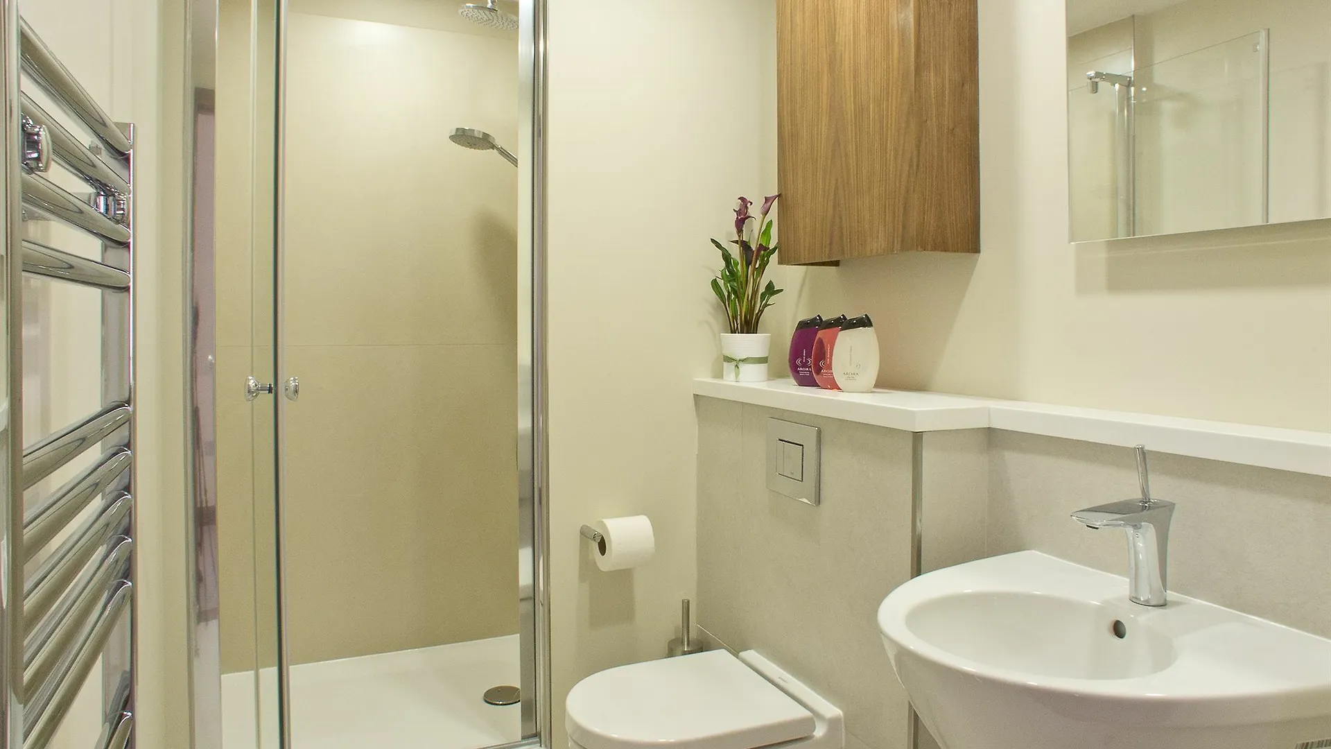 Apartment Master Cannon London