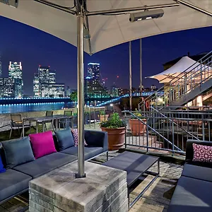 Doubletree By Hilton - Docklands Riverside Londra